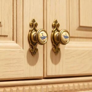 Poignée armoire cuisine vintage